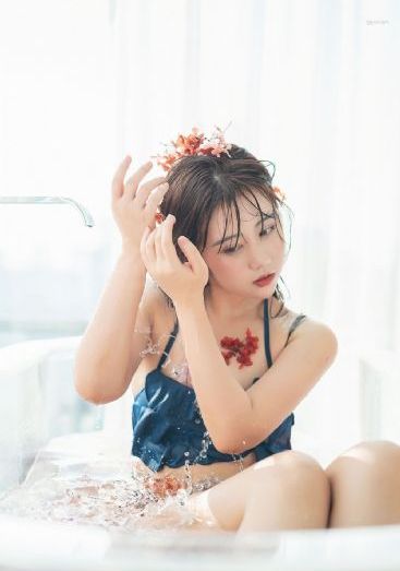 艾芙莉_BD国语在线观看高清